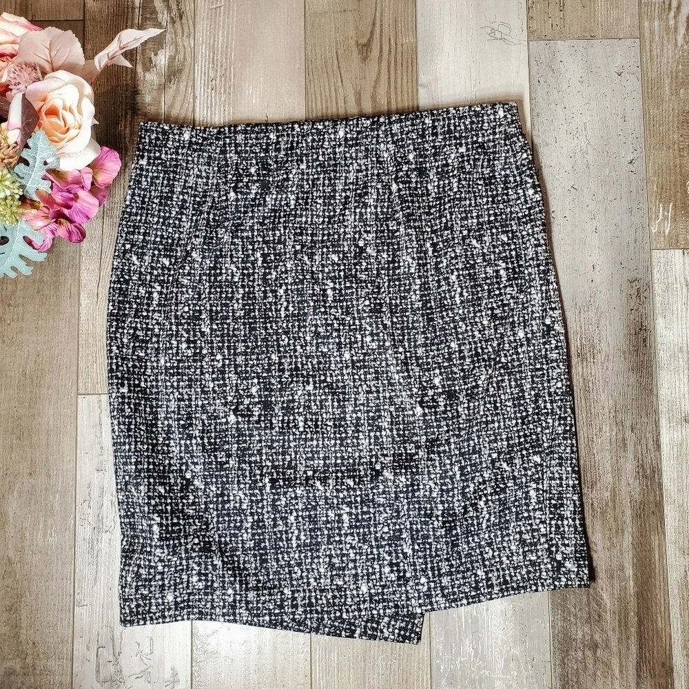 Michael Kors Women's Skirt Size 10 EUC